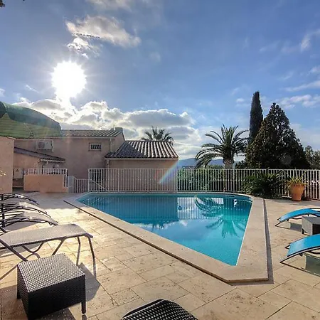 Casa vacanze Bormes-les-mimosas Sleeps 8 Pool Air Con Wifi