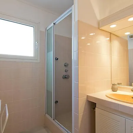 Bormes-les-mimosas Sleeps 8 Pool Air Con Wifi *